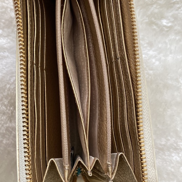 SALE❗️♠️Kate Spade New York Lacey Wallet: Multicolor stripe Zip Around Wallet♠️ - Picture 10 of 14